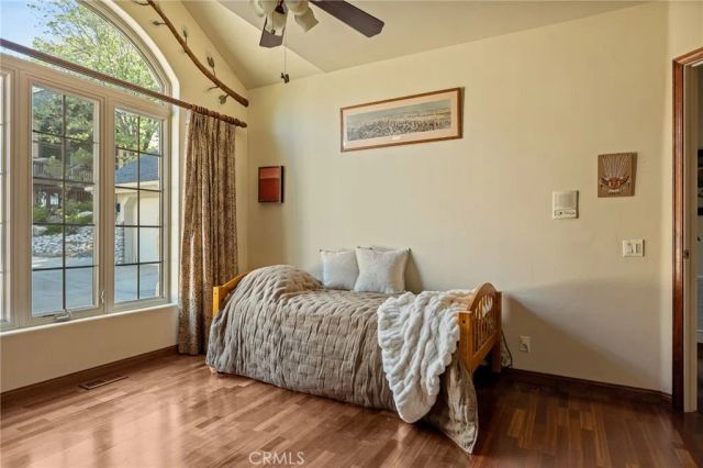 1184 Acadia, Lake Arrowhead, CA 92352
