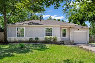 2224 Tisinger Avenue, Dallas, TX 75228