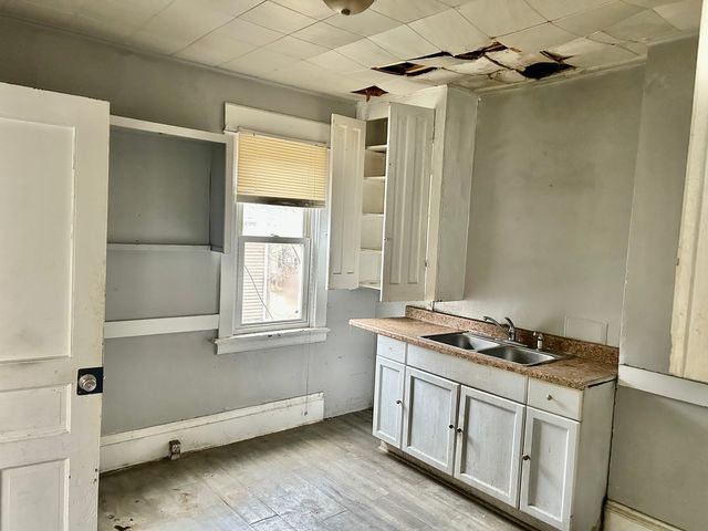 1230-1232 19th Street, Rock Island, IL 61201