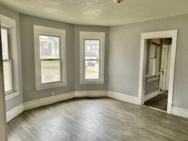 1230-1232 19th Street, Rock Island, IL 61201