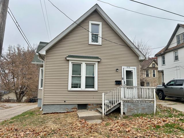 1230-1232 19th Street, Rock Island, IL 61201