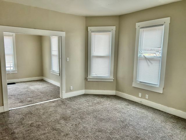 1230-1232 19th Street, Rock Island, IL 61201