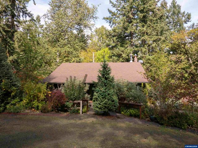 4599 Eagle Crest Rd NW, Salem, OR 97304