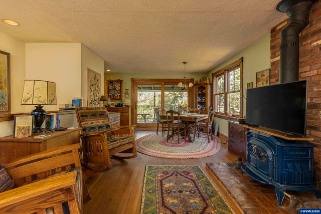4599 Eagle Crest Rd NW, Salem, OR 97304