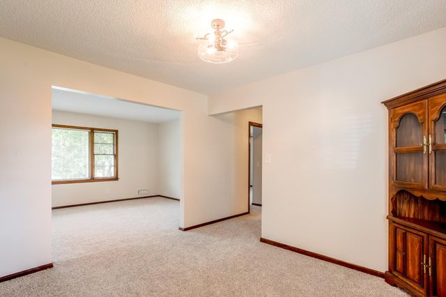 5009 54th Avenue N, Crystal, MN 55429
