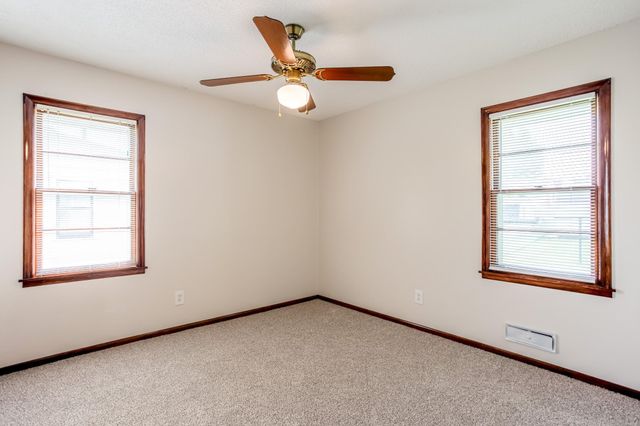 5009 54th Avenue N, Crystal, MN 55429