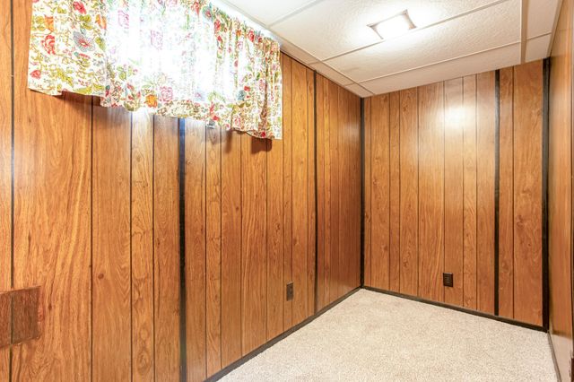 5009 54th Avenue N, Crystal, MN 55429