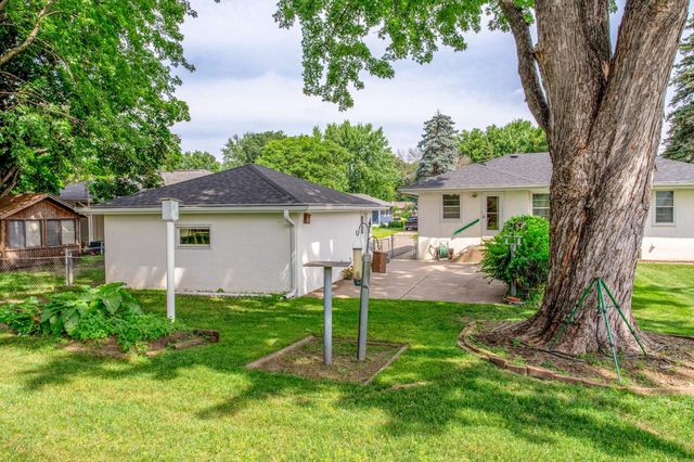 5009 54th Avenue N, Crystal, MN 55429