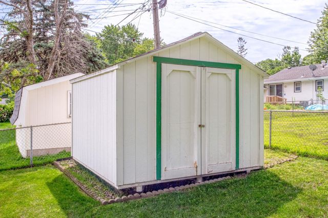 5009 54th Avenue N, Crystal, MN 55429