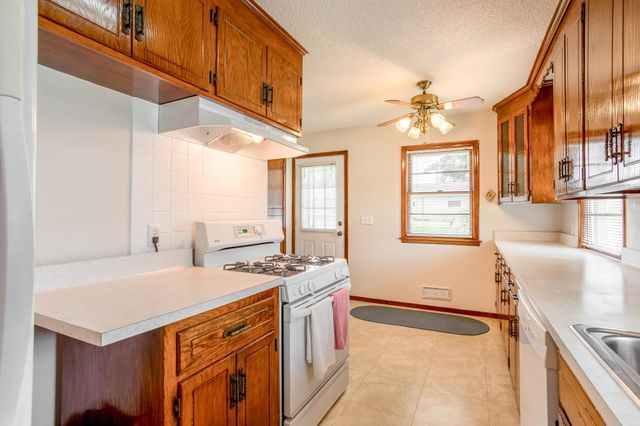 5009 54th Avenue N, Crystal, MN 55429