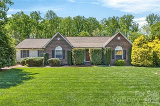 176 Foy Lane, Statesville, NC 28625