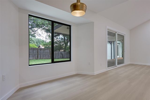 1708 Raven DR, Austin, TX 78752