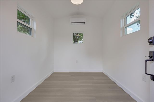 1708 Raven DR, Austin, TX 78752