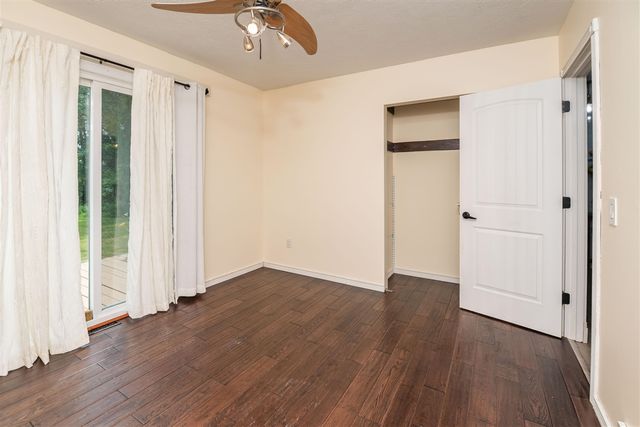 989 Mccabe Avenue, Ada, MI 49301