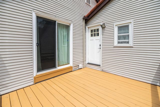 989 Mccabe Avenue, Ada, MI 49301