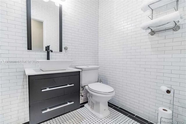 1731 NE 172nd St 0, North Miami Beach, FL 33162