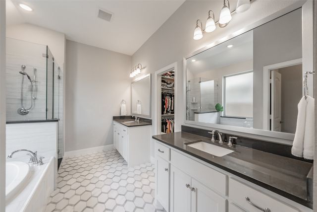 720 Uplands Drive, Northlake, TX 76226