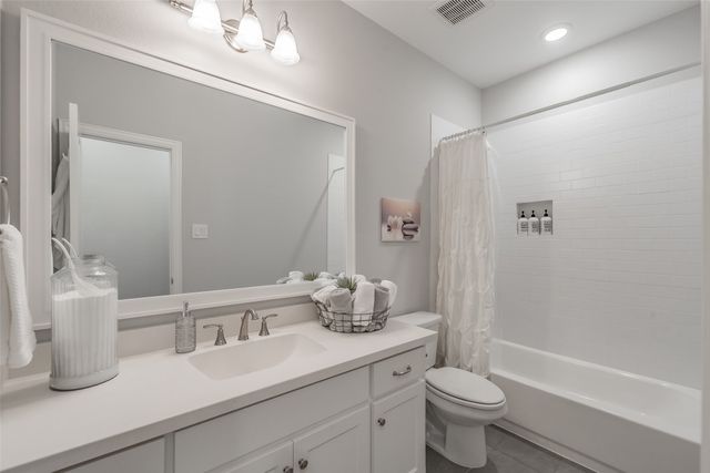 720 Uplands Drive, Northlake, TX 76226