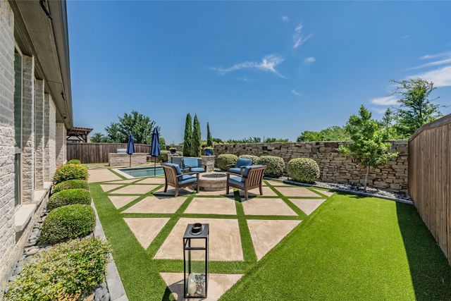 720 Uplands Drive, Northlake, TX 76226