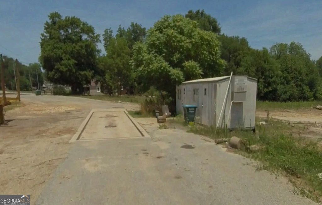 373 S Broad Street Extension, Commerce, GA 30529 — photo 3