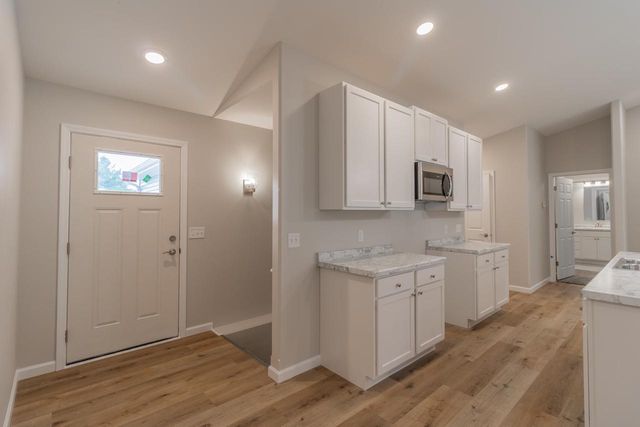 204 LEONARD STREET, Stevens Point, WI 54482