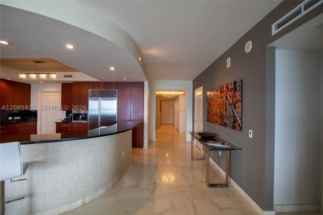 6000 Island Blvd 2602, Aventura, FL 33160