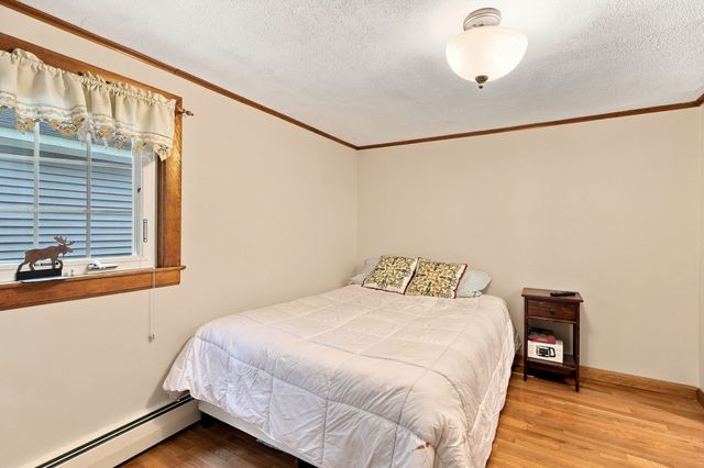 7 Bridal Path, Ashburnham, MA 01430