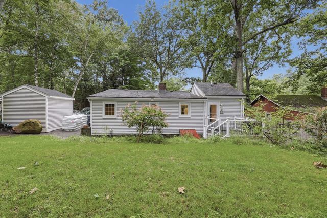 7 Bridal Path, Ashburnham, MA 01430
