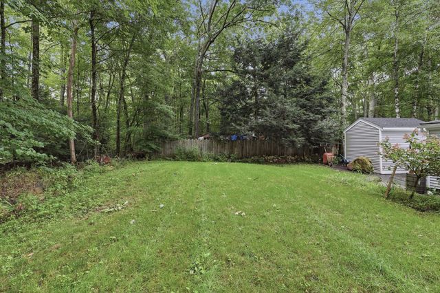 7 Bridal Path, Ashburnham, MA 01430