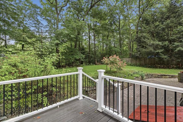 7 Bridal Path, Ashburnham, MA 01430