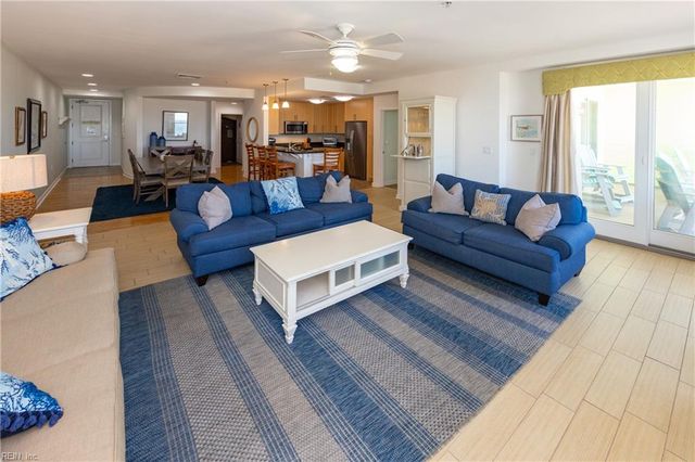 3738 Sandpiper RD B106, Virginia Beach, VA 23456