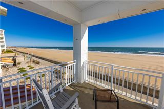 3738 Sandpiper RD B106, Virginia Beach, VA 23456