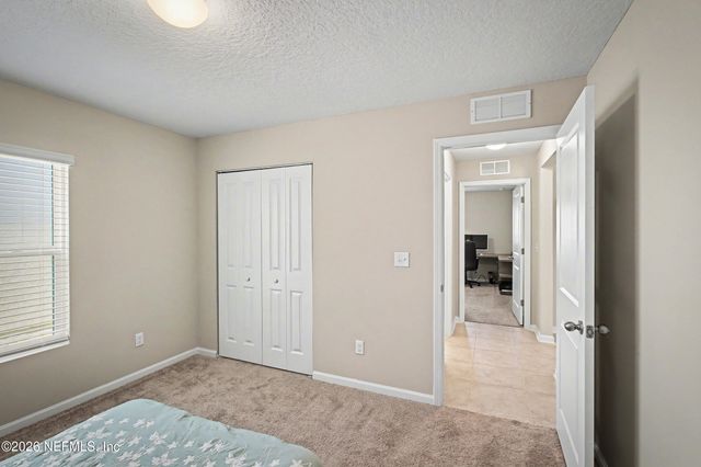 4948 BIG PINE Drive, Jacksonville, FL 32218