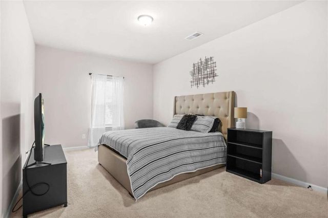 361 Traditions Lane, Hampton, GA 30228