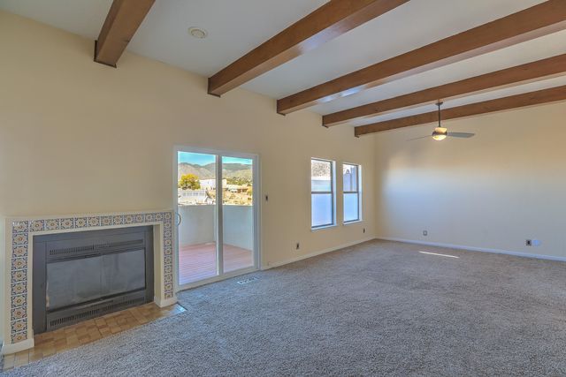 425 Pinon Creek Road SE, Albuquerque, NM 87123