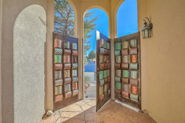 425 Pinon Creek Road SE, Albuquerque, NM 87123