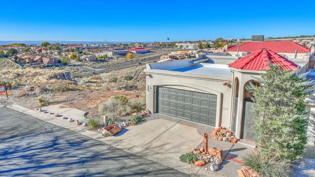 425 Pinon Creek Road SE, Albuquerque, NM 87123