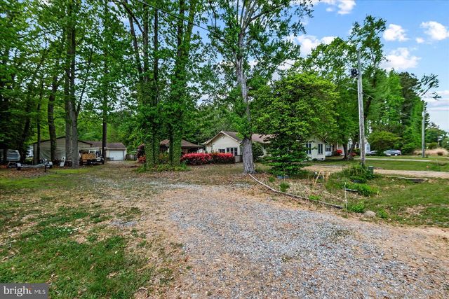 797 FOREST GROVE RD, Colonial Beach, VA 22443