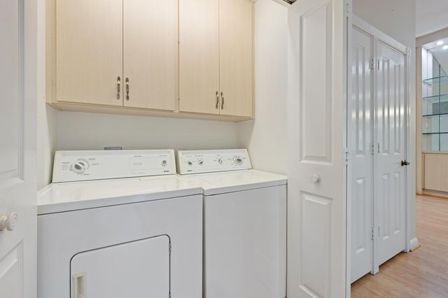 8404 CHAPMAN OAK Court, Palm Beach Gardens, FL 33410