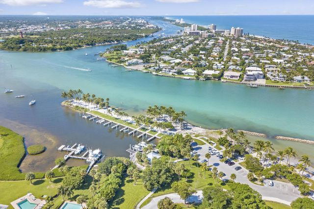 8404 CHAPMAN OAK Court, Palm Beach Gardens, FL 33410