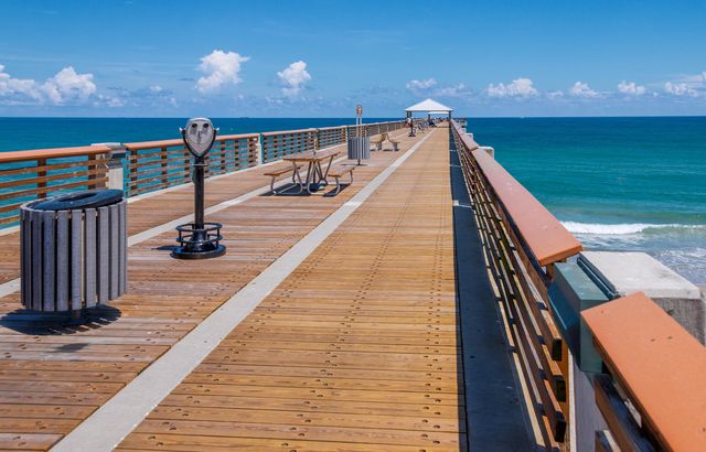 8404 CHAPMAN OAK Court, Palm Beach Gardens, FL 33410