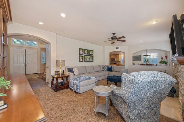 708 Taylor St, Folsom, CA 95630