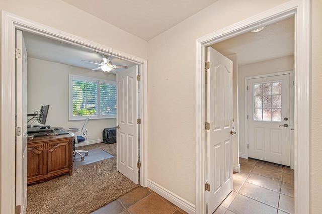 708 Taylor St, Folsom, CA 95630