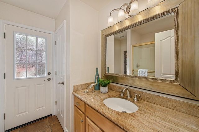 708 Taylor St, Folsom, CA 95630