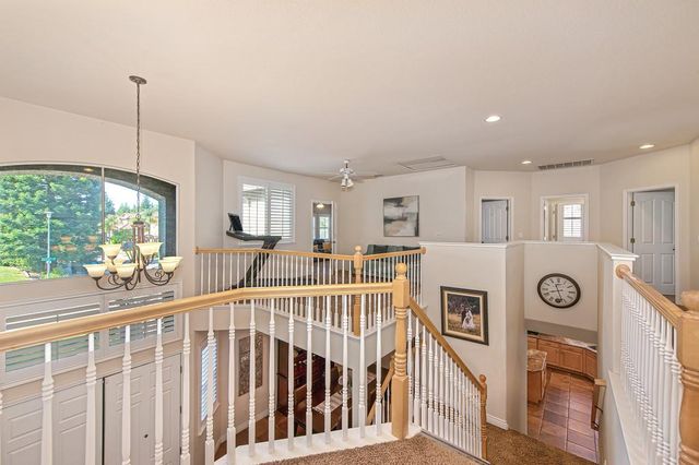 708 Taylor St, Folsom, CA 95630