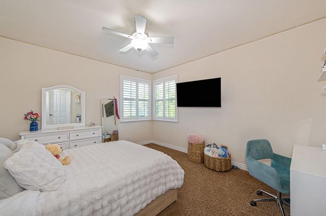 708 Taylor St, Folsom, CA 95630