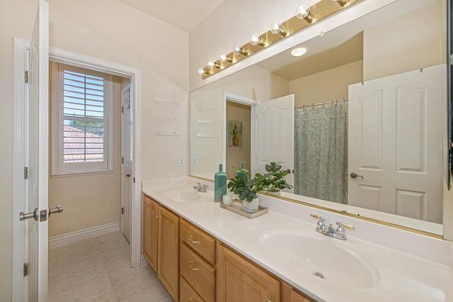 708 Taylor St, Folsom, CA 95630