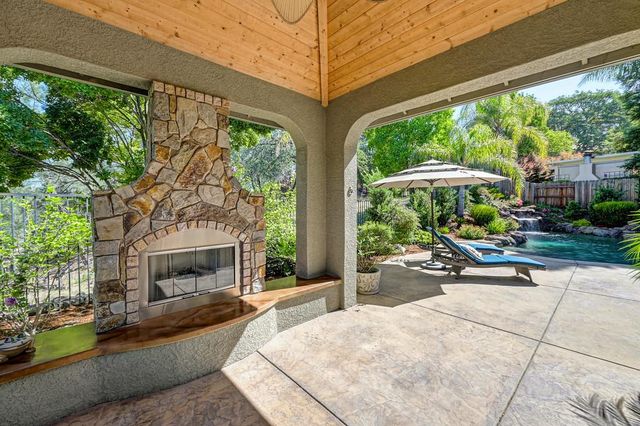 708 Taylor St, Folsom, CA 95630