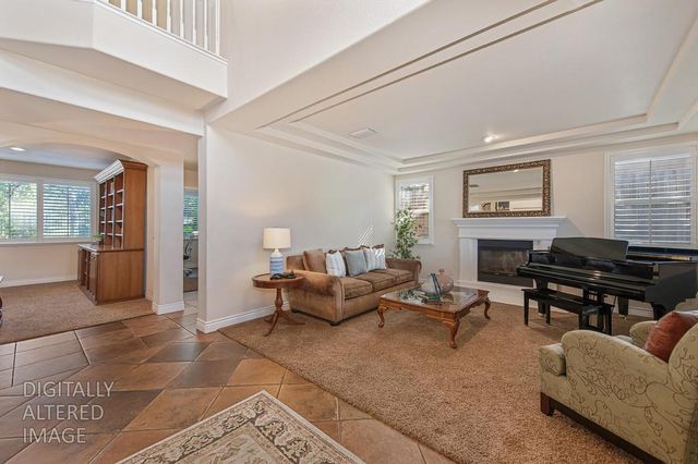 708 Taylor St, Folsom, CA 95630
