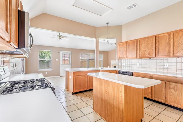 1519 Sandy Park Drive, Kingwood, TX 77339